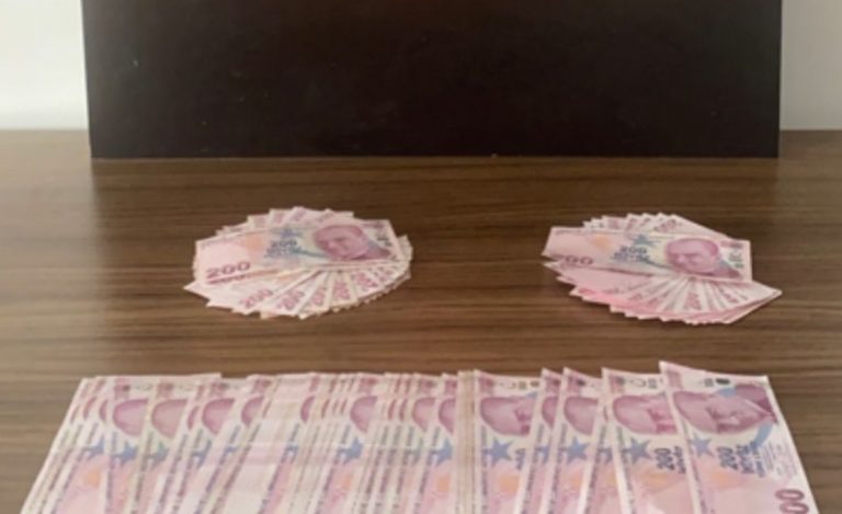 Rüşvetçi Müdür Yardımcısı Tutuklandı