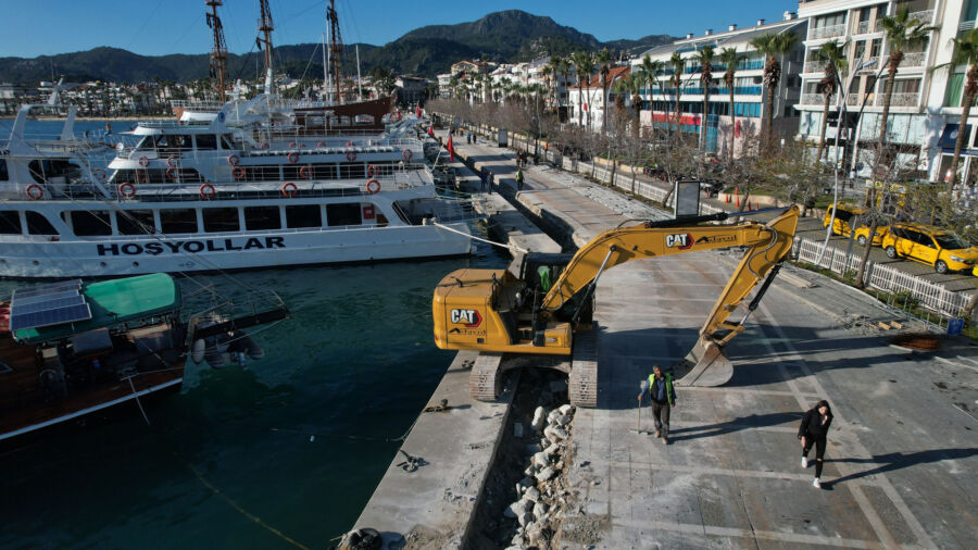 Marmaris Yat Limanı Yenileniyor