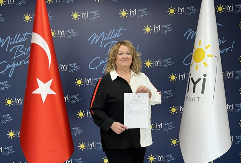 Kadın Haklarını Savunmak İçin Aday