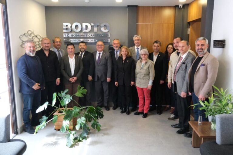 CHP Milletvekili Adayları Bodrum’da Sahada