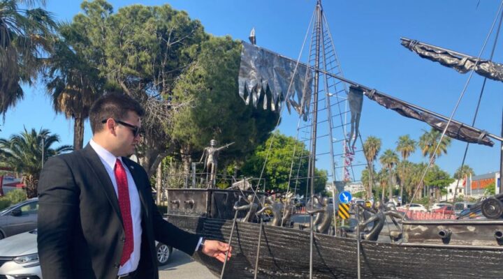 Mimar Başkan, Turgutreis Kavşağı için heykel tasarladı