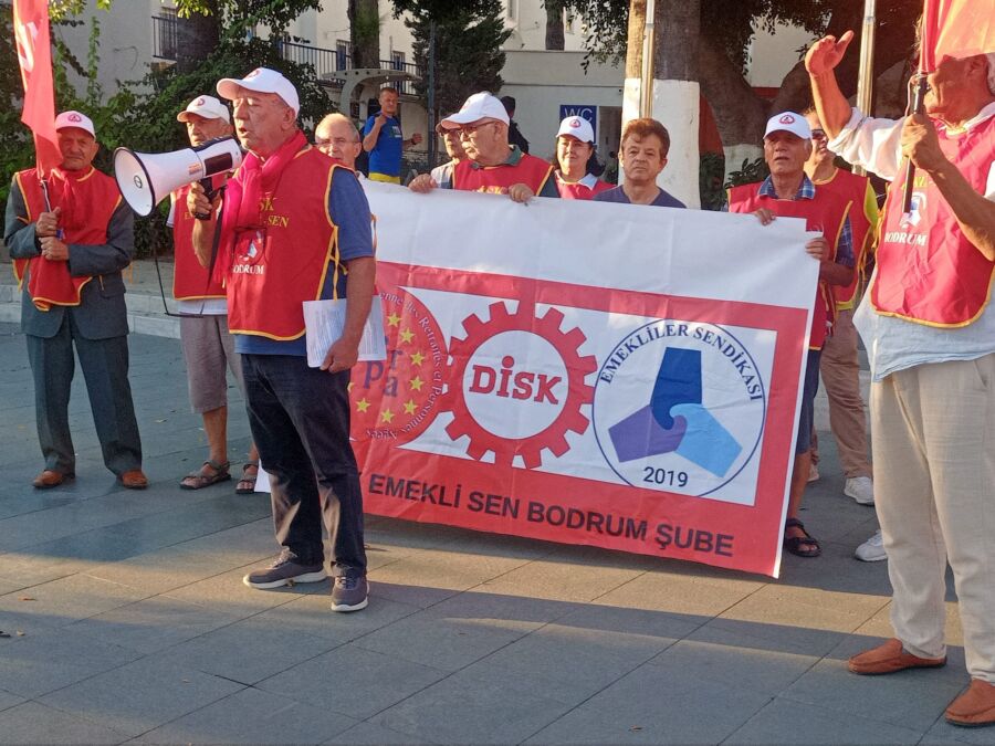 Bodrumlu Emekliler Boyun Eğmiyor