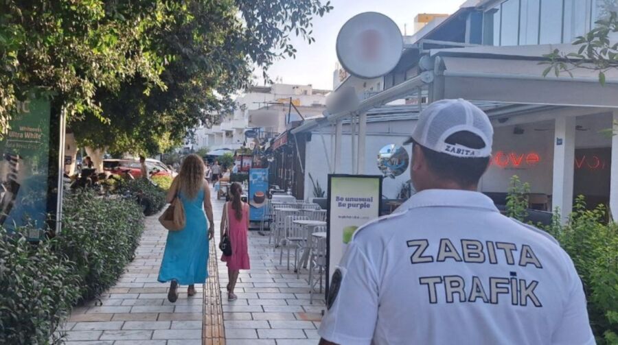 Yaya Trafiğinin Yoğun Olduğu Bölgelerde Denetim ve Uygulamalar Sürüyor
