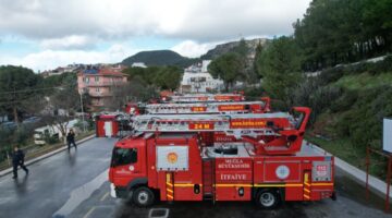 Büyükşehir İtfaiyesi 72 Yeni Araçla Güçleniyor