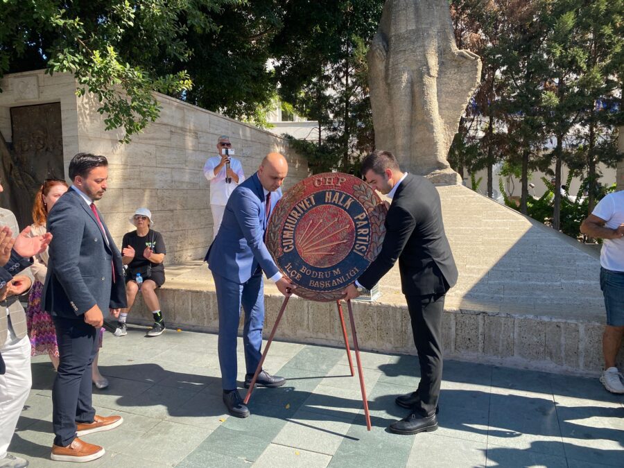 Bodrum CHP’nin 102. yıl kutlamasında coşku ve isyan bir arada