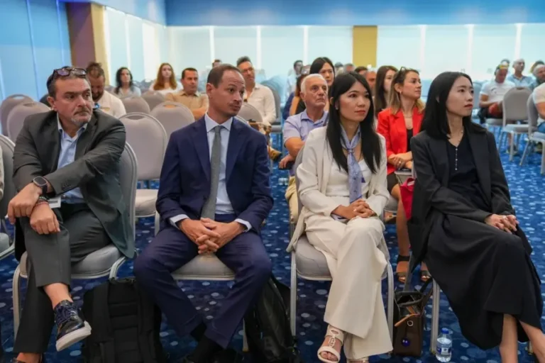 Fethiye Çinli turistlere hazırlık yapıyor