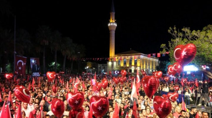 Cumhuriyetin 102. Yılı Bodrum’da Coşkuyla Kutlandı