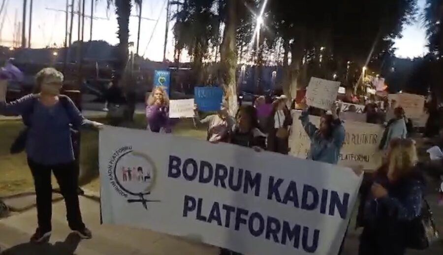 Bodrum’da Kadınlar “Bir Kişi Daha Eksilmeyeceğiz” Diye Haykırdı