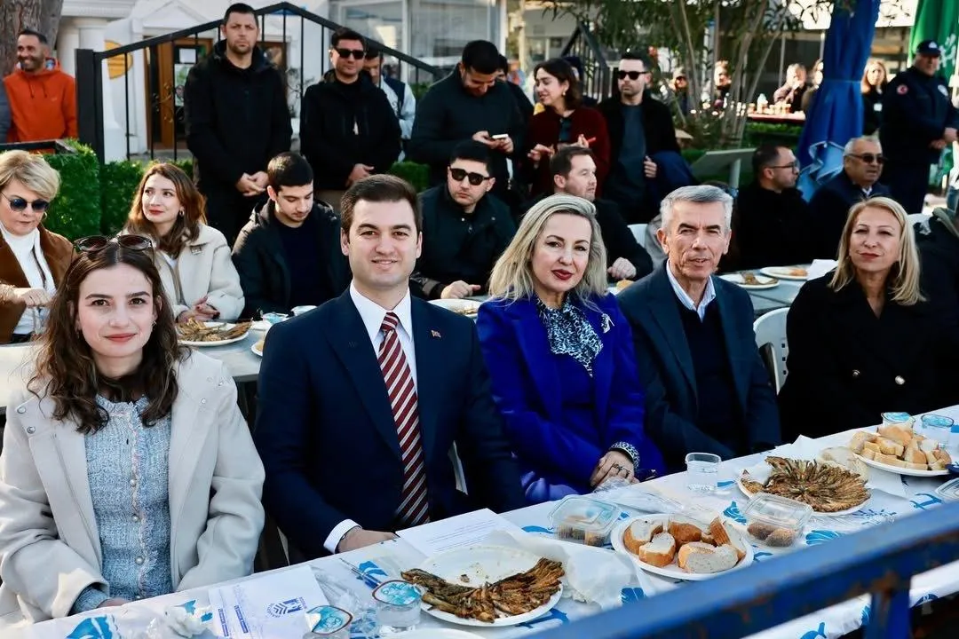 Bodrumda 10. Hamsi Festivali Binlerce Kisiyi Karadeniz Coskusunda Bulusturdu 37