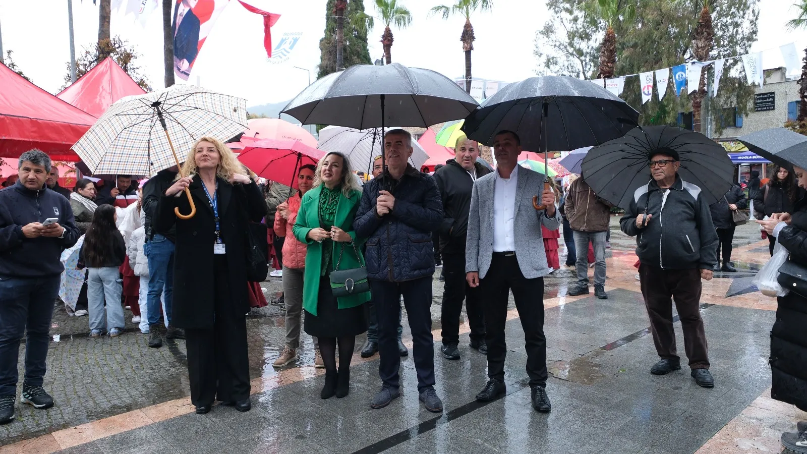 Bodrum Aci Ot Festivali Basladi Yagmura Ragmen Yogun Ilgi 4