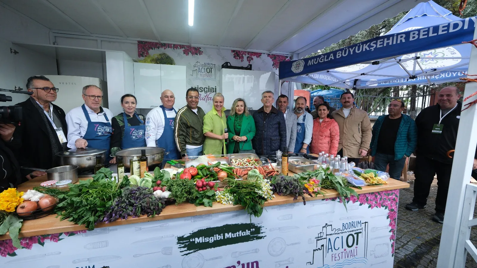 Bodrum Aci Ot Festivali Basladi Yagmura Ragmen Yogun Ilgi 6