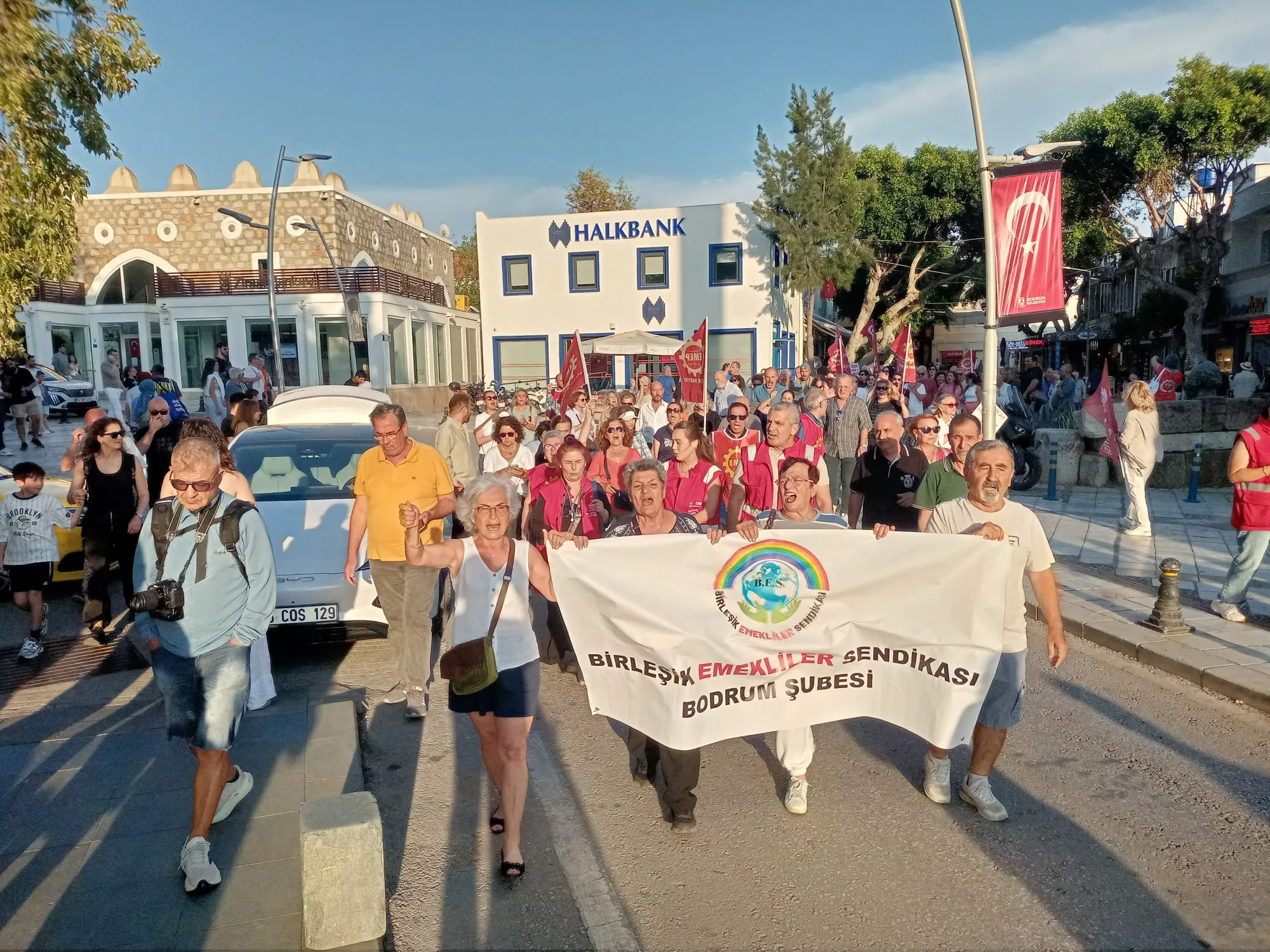 Bodrum’da Sol Dayanışma Meydana Sığmadı