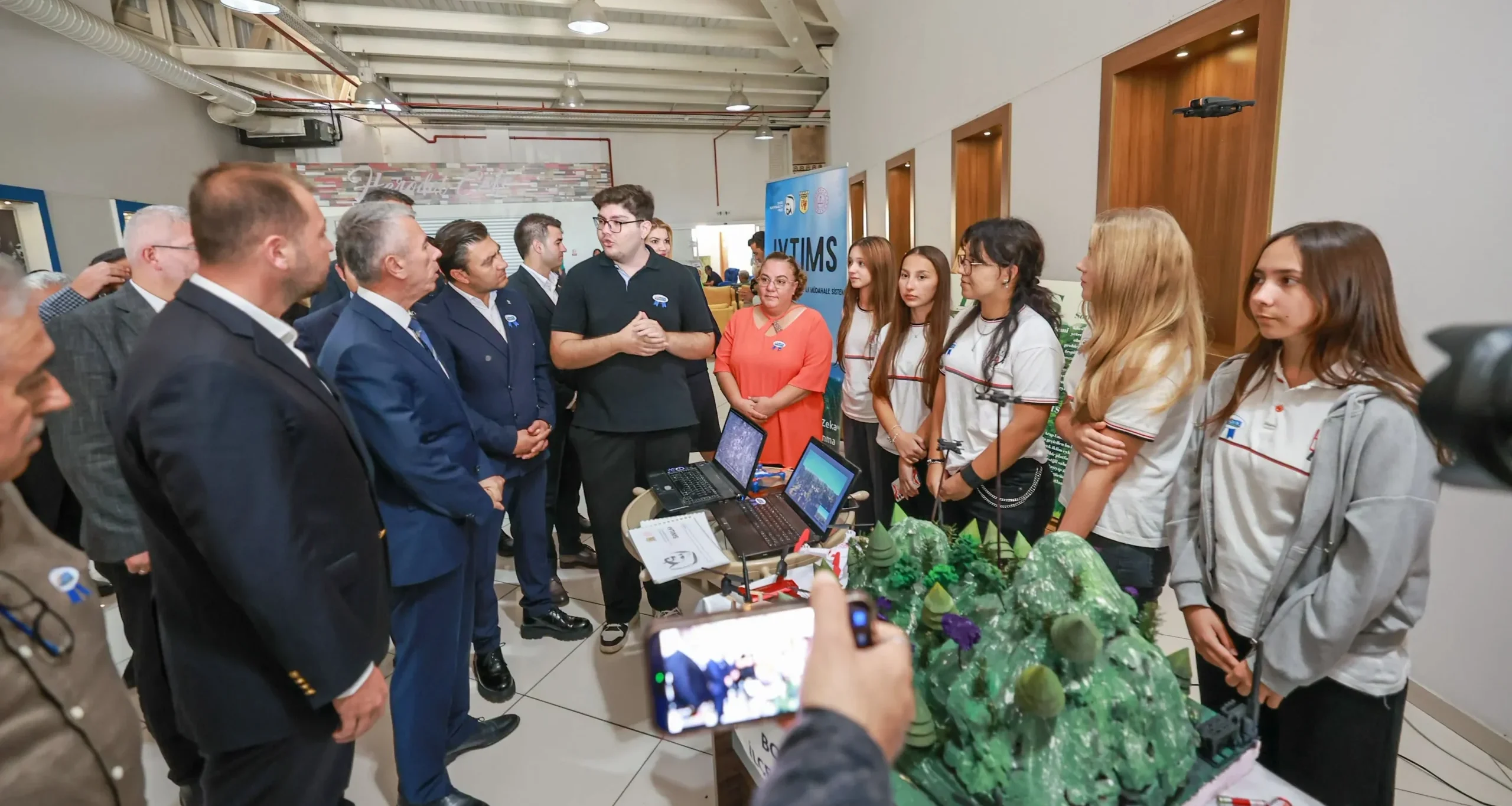 Bodrum’da Milli Teknoloji Hamlesi: Öğrencilerin Arama Kurtarma Robotu Hayran Bıraktı